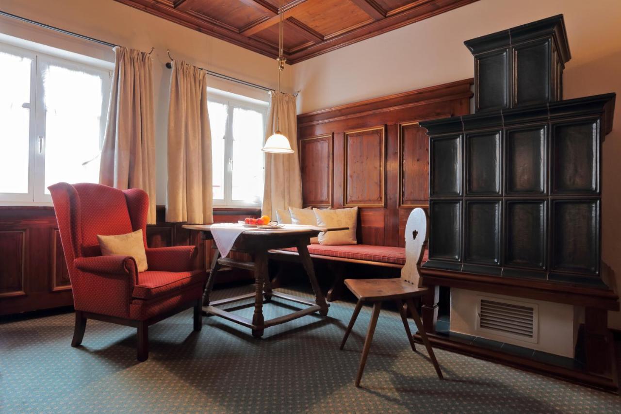 Romantik Hotel Zur Schwane โฟลคาค ภายนอก รูปภาพ